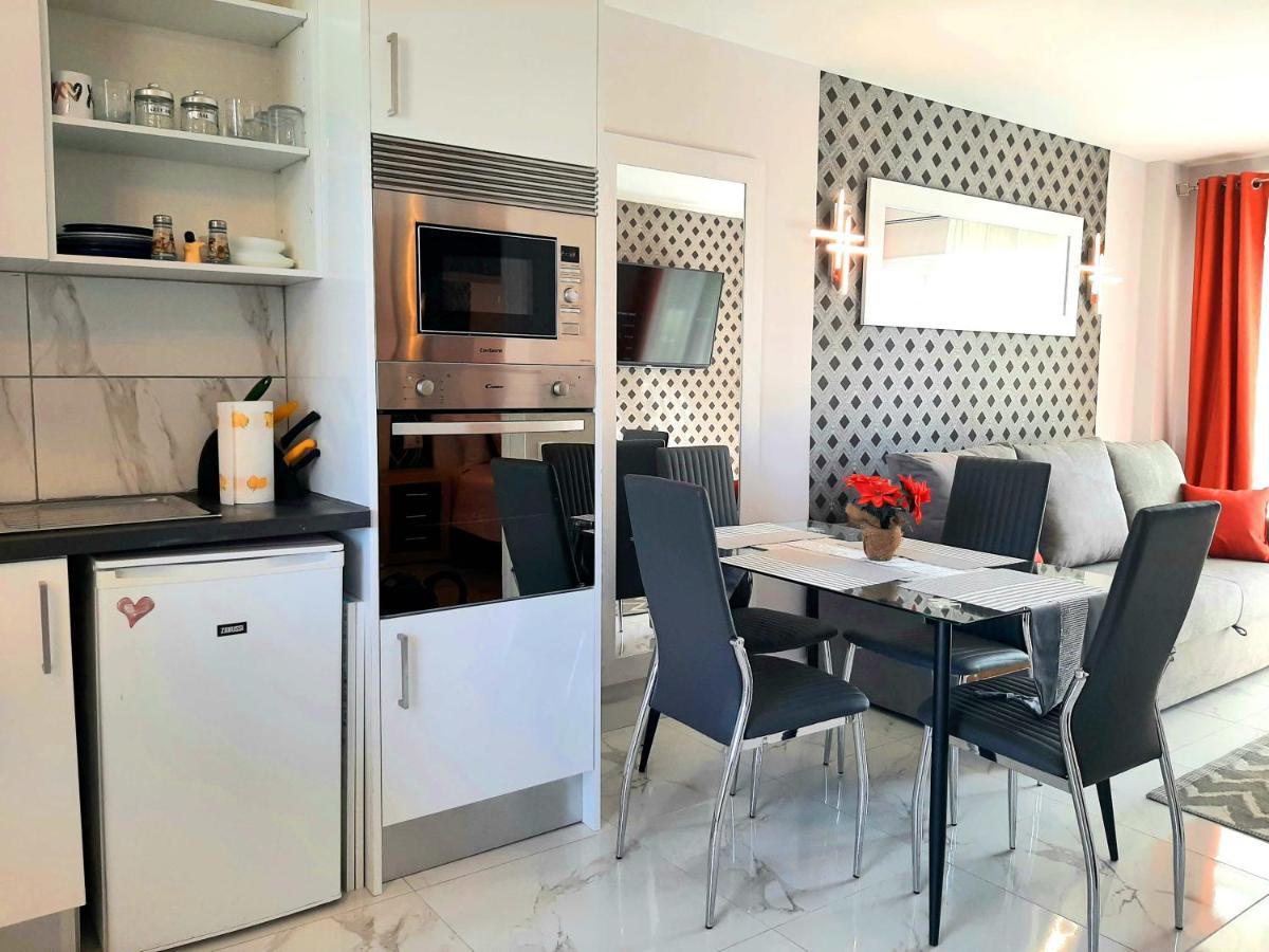 Centrally Located Apartment Close To The Ocean. Arona  Eksteriør billede