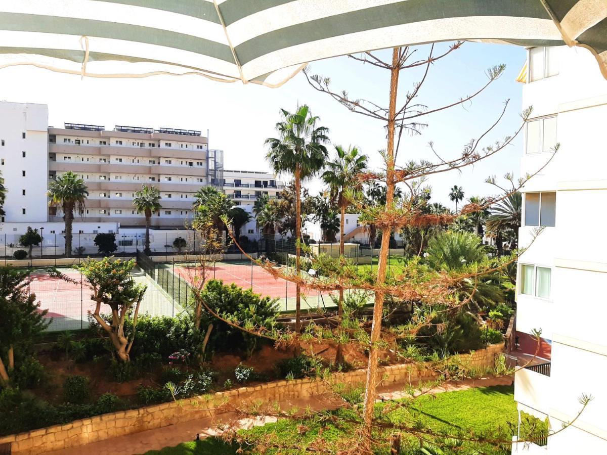 Centrally Located Apartment Close To The Ocean. Arona  Eksteriør billede